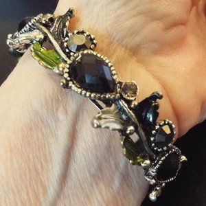 NATURES VINES & LEAVES SILVERY WIRED BRACELET W/AB & ACRYLIC RHINESTONES 74